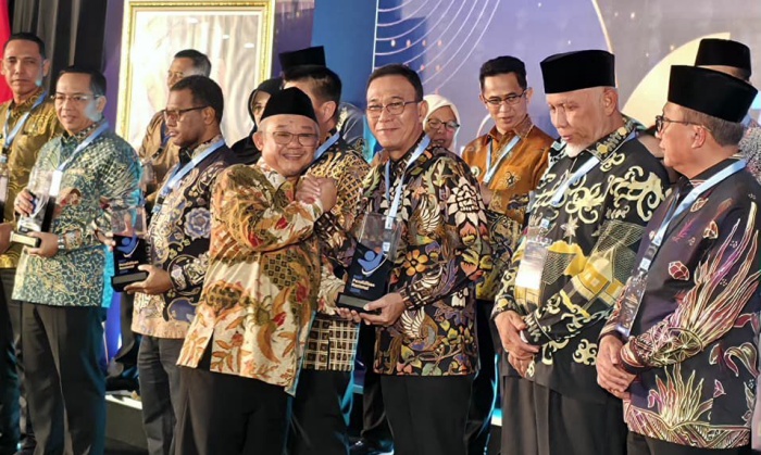 Tapsel Terbaik I Validitas Data Pendidikan Tingkat Kabupaten se-Indonesia