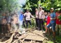 Warga Padangsidimpuan dan Polisi Bakar Gubuk Transaksi Narkoba