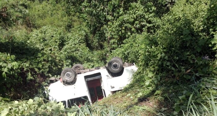 Angkot Bawa Santri Musthafawiyah Terjun ke Jurang di Saba Purba