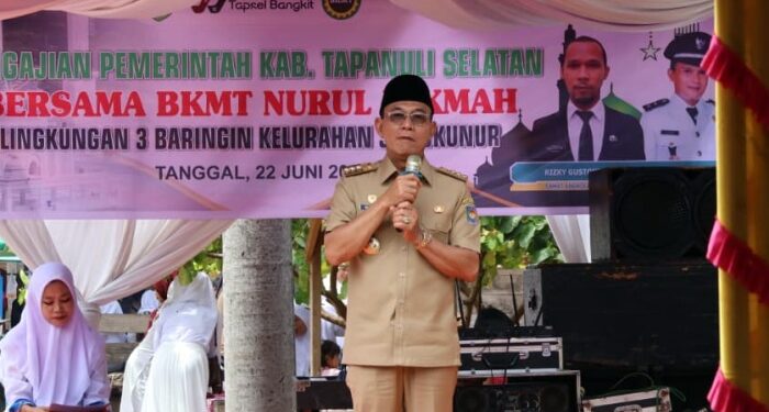 Bupati Tapsel Ajak Masyarakat Perangi Rentenir dan Narkoba
