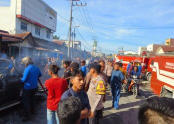 Demi Selamatkan Mobil, Pemilik Kios Minyak di Paluta Luka Bakar Parah