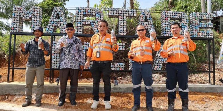 Ecobrick Batang Toru Bukan Sekadar Taman Estetis