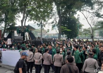 Mahasiswa USU Desak Pemerintah Evaluasi Program MBG hingga Stabilitas BBM
