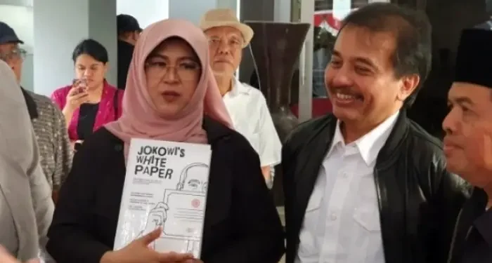 NEWSFLASH: Polda Metro Jaya Tangkap Roy Suryo dan dr. Tifa