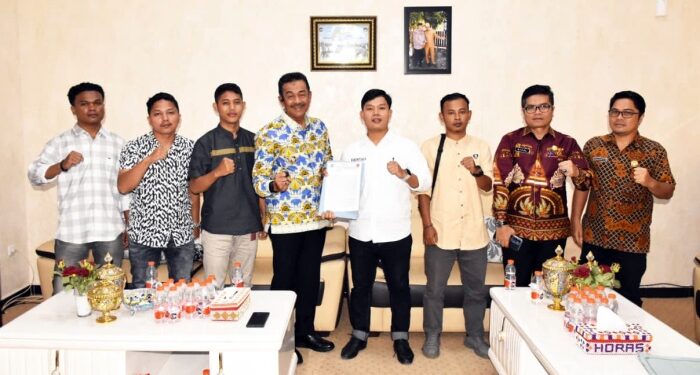 28 Tahun Tak Bermanfaat, Mahasiswa Desak Pemerintah Cabut Izin Sorik Mas Mining