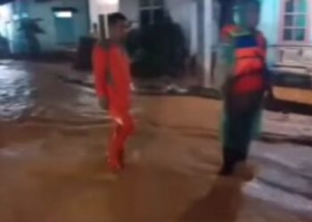 Tanggul Jebol, Luapan Aek Sigalagala Paksa Warga Sipange Mengungsi