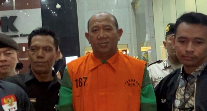 Kucing-kucingan di KPK, Bupati Langkat Masuk Lewat Pintu Belakang