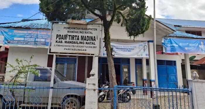 Terapkan Pembayaran Online, Performa Keuangan PDAM Tirta Madina Makin Baik