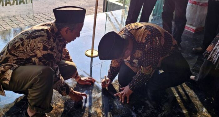 Matahari Tepat di Atas Ka’bah, Puluhan Ribu Masjid di Indonesia Luruskan Arah Kiblat