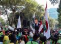 Ratusan Ojol Demo DPRD Sumut, Ini Tuntutannya