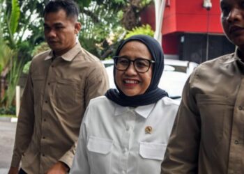 Sakit Jantung, Nanik Deyang Lepas Jabatan Kepala BGN
