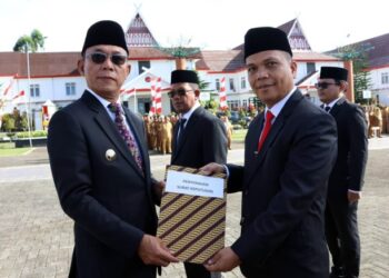 Bupati Tapsel Lantik 10 Pejabat Pratama, Ini Daftar Namanya