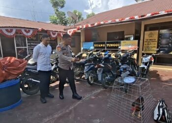 Polisi Gerebek Judi Sabung Ayam di Panyabungan, yang Didapat Malah Belasan Kereta