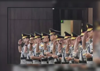 Penyegaran Besar-besaran di Tubuh Polri, 424 Pamen dan Pati Digeser