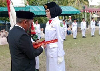 Keringat, Air Mata, dan Tekad 41 Remaja Tambangan Jelang Pengibaran Merah Putih