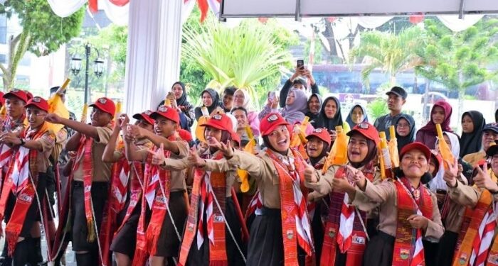 Kontingen Pramuka Padangsidimpuan Diberangkatkan ke Jamnas XII di Cibubur