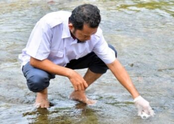 Lindi TPA atau Faktor Alam? Pemko Padangsidimpuan Uji Sampel Air Batang Ayumi