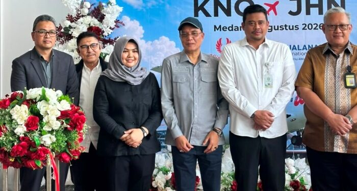 Terbang Perdana Wings Air Rute KNO-JHN, Wabup Madina Jadi Penumpang VIP