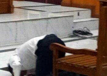 Sujud Syukur Mantan Pejabat Madina, Ini Pesan Kritis dari Ruang Sidang