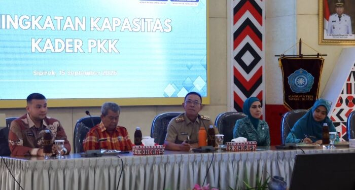 Bupati Tapsel Minta Kader PKK Benahi Tata Kelola Data dan Pelaporan Program
