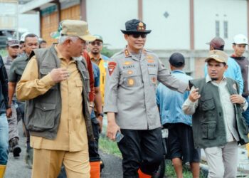 Kapolda Sumbar Pantau Langsung Operasi Pencarian Korban Galodo Solok