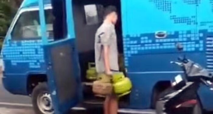 Mobil Dinas Diskominfo Madina Disalahgunakan Angkut LPG