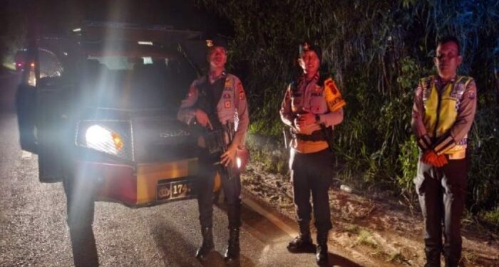 Persempit Ruang Kejahatan, Brimob Polda Sumut Patroli Malam di Jalinsum
