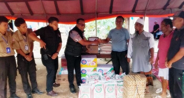 Sentuhan Kemanusiaan Polres Padangsidimpuan Bantu Korban Kebakaran