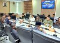 Birokrasi Lambat, Bupati Tapsel Gebrak Rapat Monev Huntap