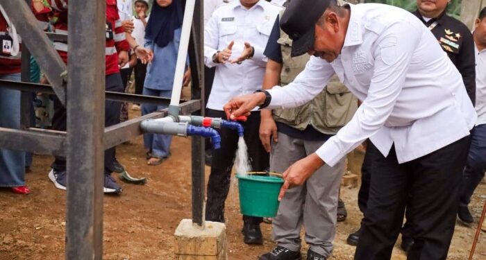 Bupati Madina Puji PT SMGP karena Bagun Fasilitas Air Bersih di Sipapaga
