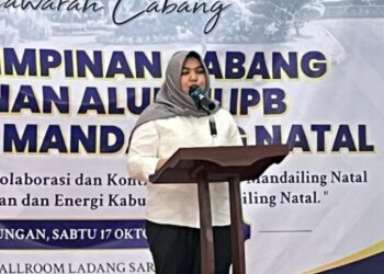 Di Hadapan Alumni IPB, Wabup Atika Ingatkan Pentingnya Kepercayaan dalam Organisasi