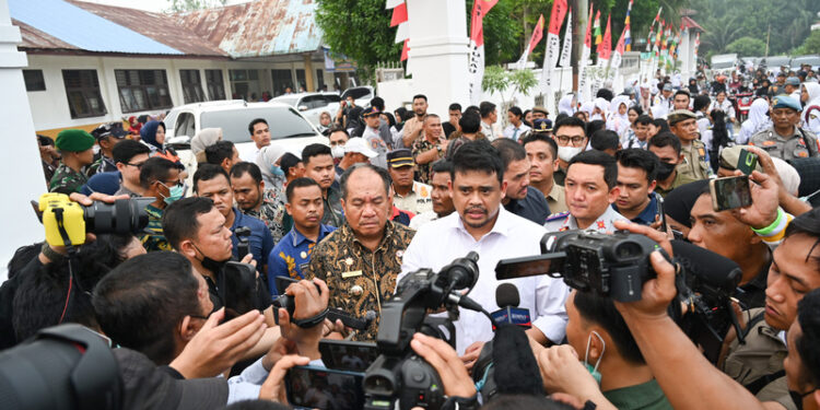 Ancaman Kabut Asap, Bobby Nasution Wajibkan Sekolah Daring di Sumut