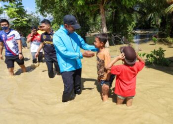 Sungai Rantopuran Meluap, Sebelas Desa di Madina Terendam Banjir dan Warga Mengungsi