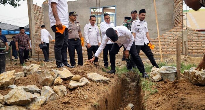Pemkab Madina Dobrak Efisiensi, Berburu Anggaran Pusat untuk Sekolah
